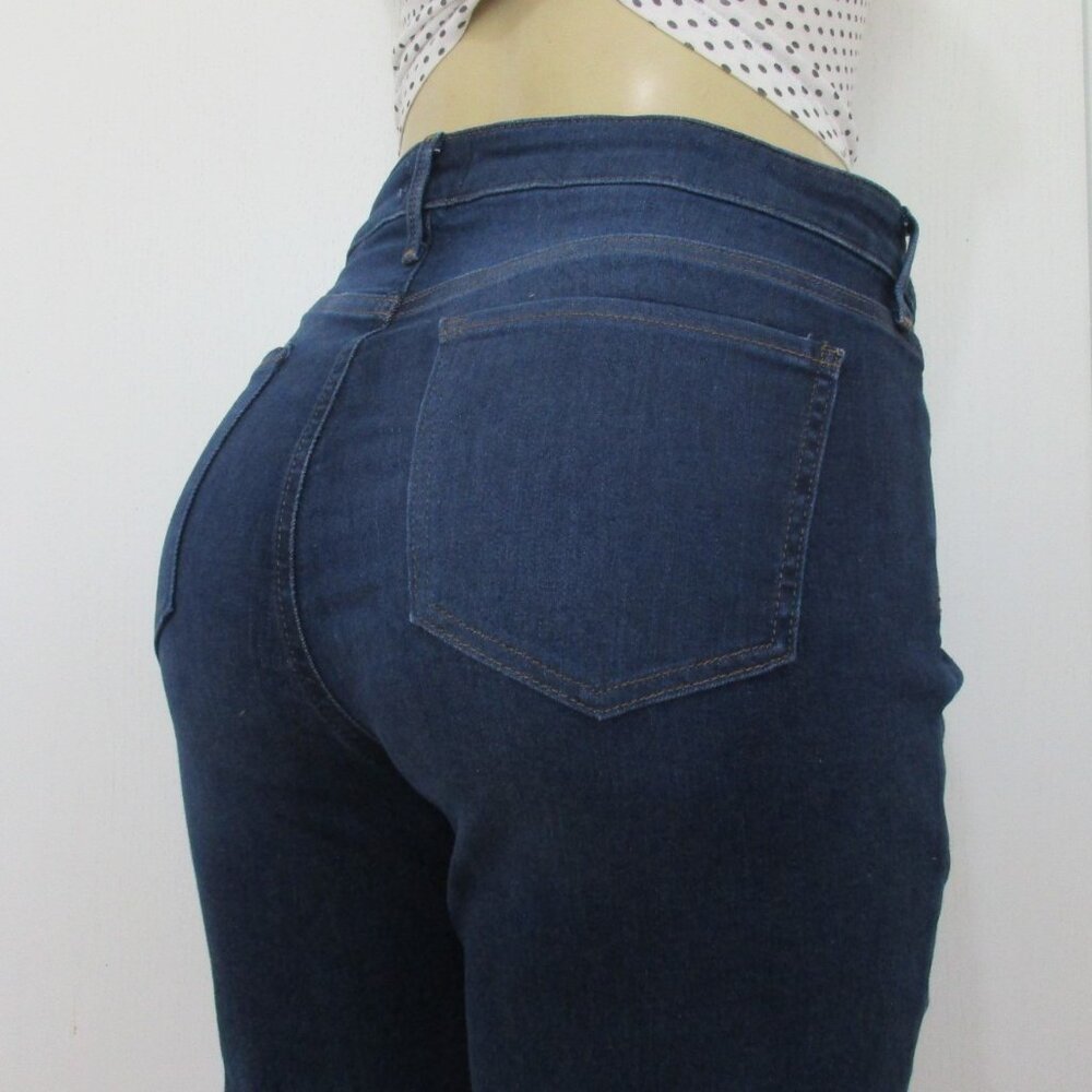 NYDJ Jeans Size 10 Lift Tuck Dark Blue Capri Denim